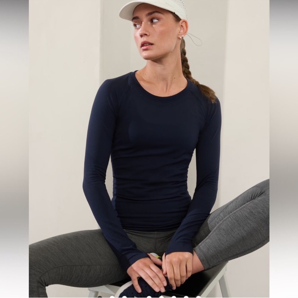 Athleta Finish Fast Seamless Long Sleeve Athletic Top In Navy women’s‎ size XS